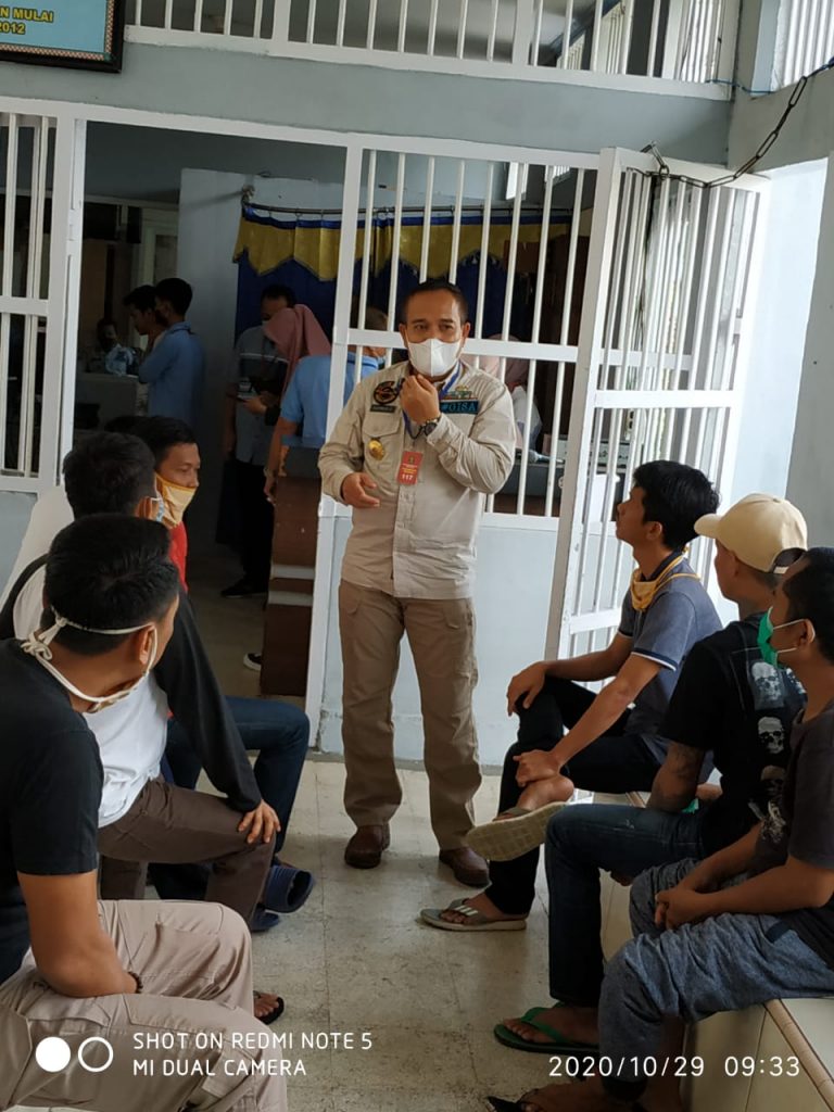 16C5F477-DE61-4684-9312-90A18EA7AFDA