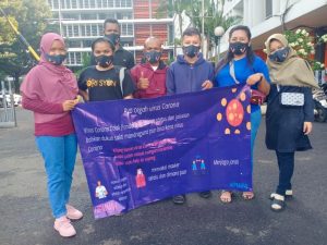 Gabungan Mahasiswa Manokwari dan Pegaf Asal Papua Bagikan 1000 Masker dan 1000 Sanitezer