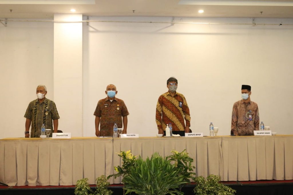 Rachmat Efendi  Buka Acara Penguatan SPIP