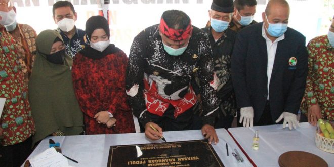 Tri Adhianto di Dampingi Anim Imanuddin Resmikan  Yayasan Peduli Kranggan