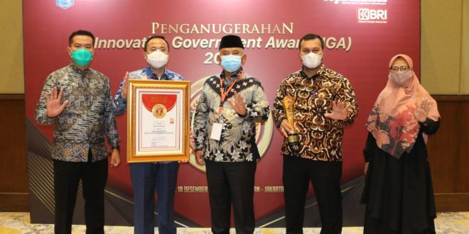 Pemkot Bekasi Terima Penghargaan Penganugerahaan IGA 2020
