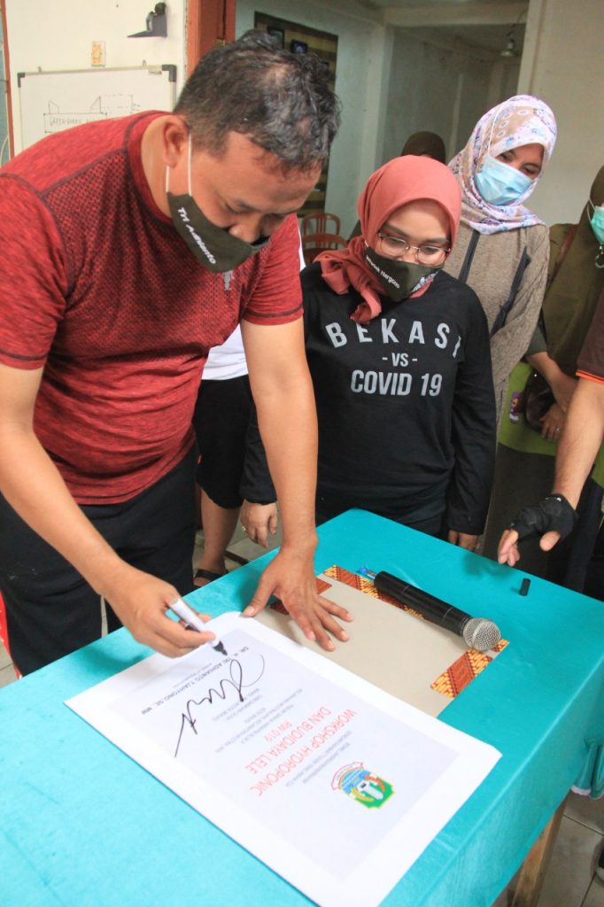 Tri Adhianto Bersama Istri Meresmikan 4 Tempat Dalam Waktu Satu Hari