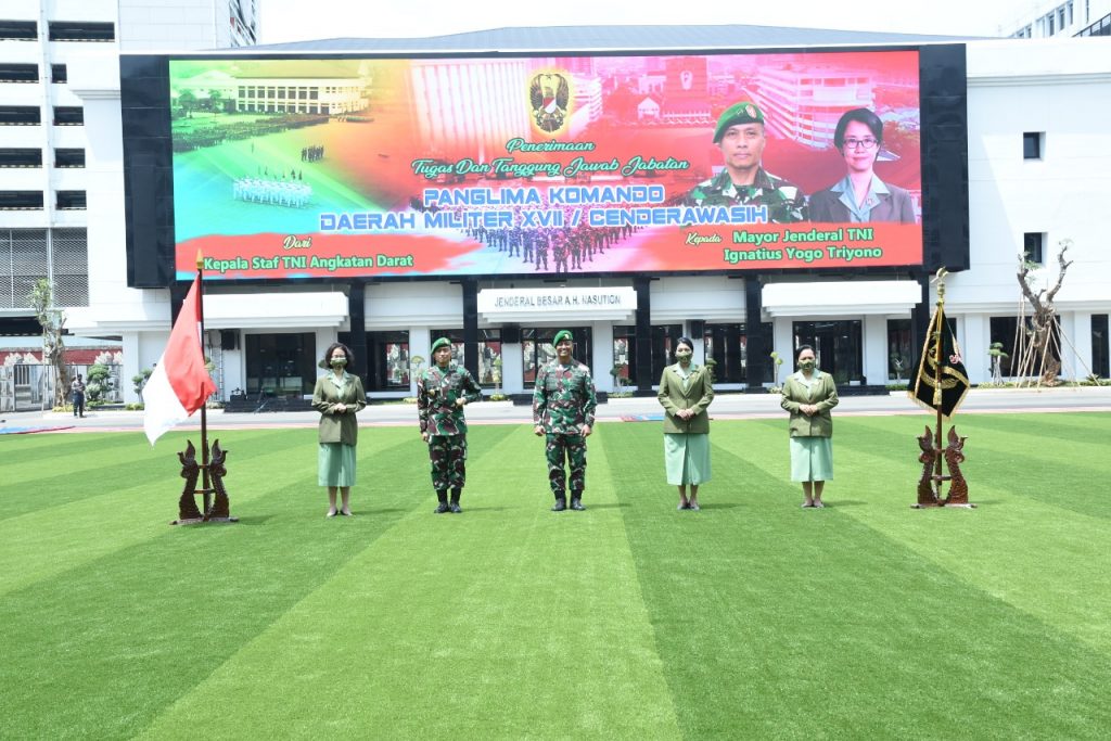 Kasad Terima Laporan Sertijab dan Laporan Kenaikan Pangkat Perwira Tinggi TNI AD