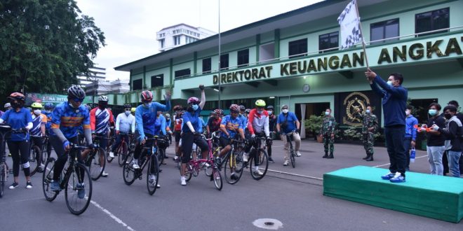 Jalin Silahturahmi Ditkuad Gowes Bareng BTN