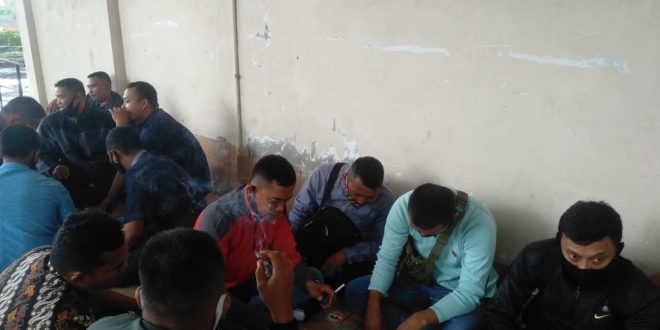 Ngabdi Puluhan Tahun, Puluhan Karyawan PT. Dinamika Mandiri Karya, Merasa Telantar dan Dilema