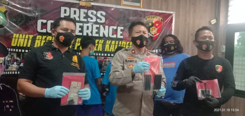 Melawan Petugas saat akan Diamankan, 2 Pelaku Jambret di Tembak