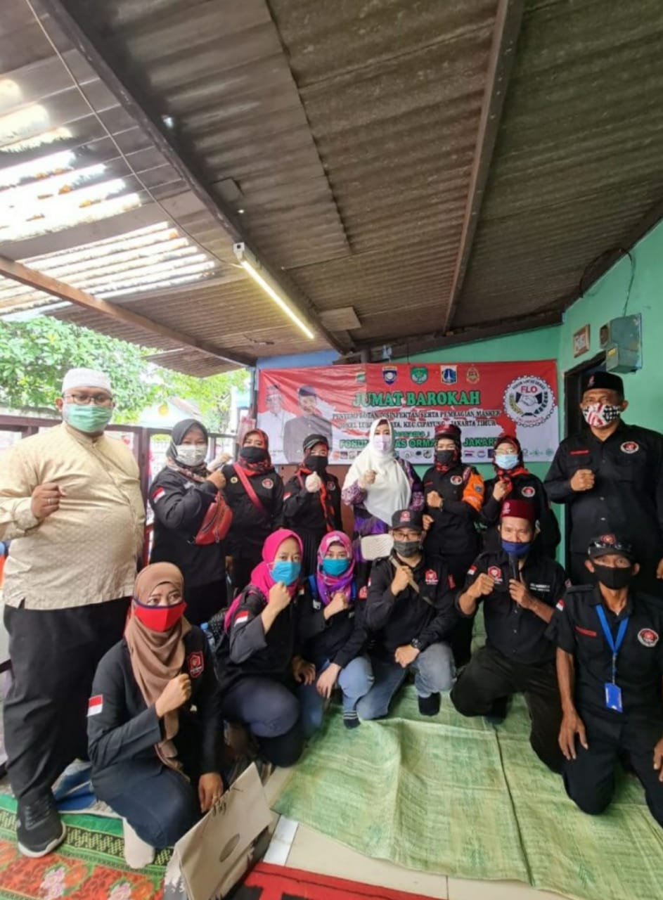 FLO DKI Jakarta Adakan Jum'at Berkah di Lubang Buaya Cipayung