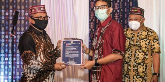 Menparekraf Kembangkan Labuan Bajo Sebagai Destinasi Wisata Alam dan Budaya
