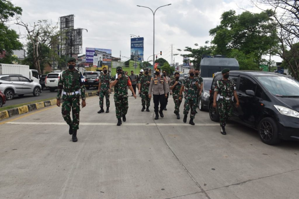 KASDAM JAYA MELEPAS KEBERANGKATAN KASAD MALAYSIA