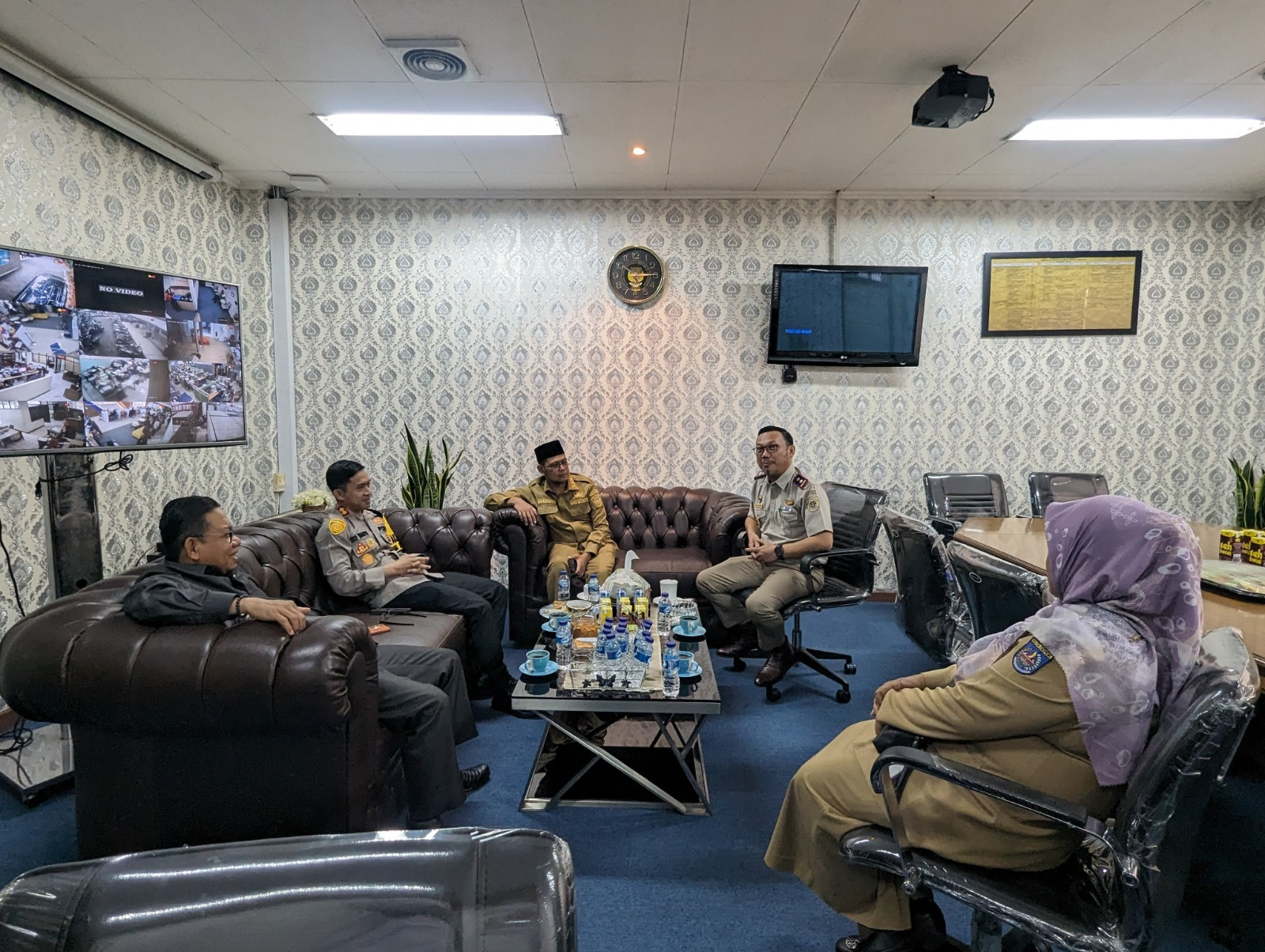 Kepala BPN Kota Depok Indra Gunawan di sela-sela kegiatan penandatanganan pakta integritas yang juga dihadiri Forkopimda Kota Depok, Senin, 26 Februari 2024. (Foto: Dok/BPN Kota Depok)