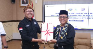 BPN Kota Depok Serahkan 149 Sertifikat Elektronik Milik Pemkot dan 7 Sertifikat Aset Pemprov Jawa Barat