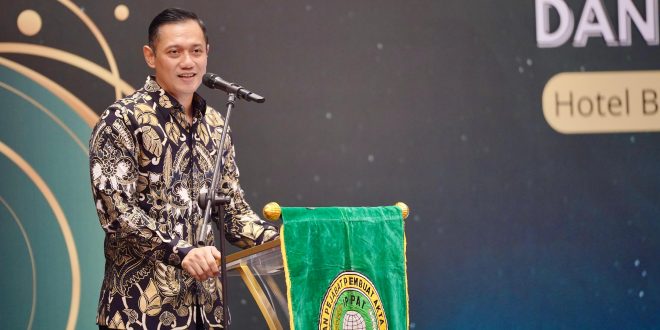 Menteri ATR/BPN AHY hadir pada pengukuhan Pejabat Pembuat Akta Tanah (PP IPPAT) masa bakti 2024-2027 di Hotel Bidakara, Jakarta, Senin 15 Juli 2024.