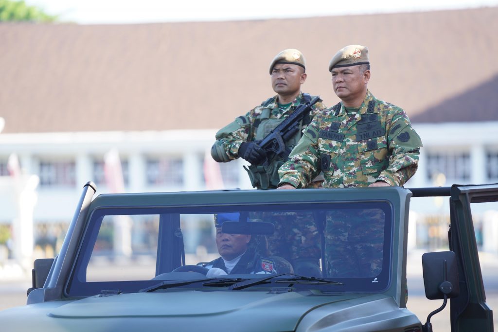 Perkuat Pertahanan Nusantara, Wakasad Pimpin Upacara Penetapan 500 Komcad