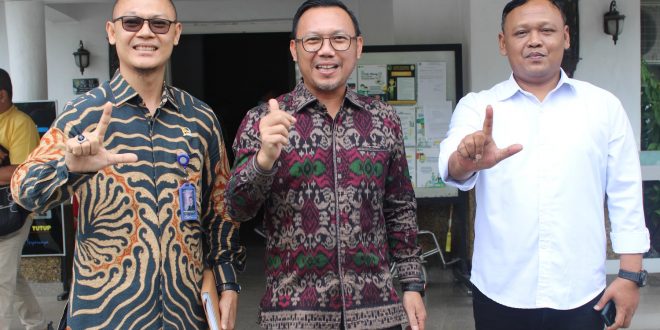 Kepala BPN Palangka Raya Indra Gunawan sosialisasikan aplikasi sentuh tanahku kepada masyarakat