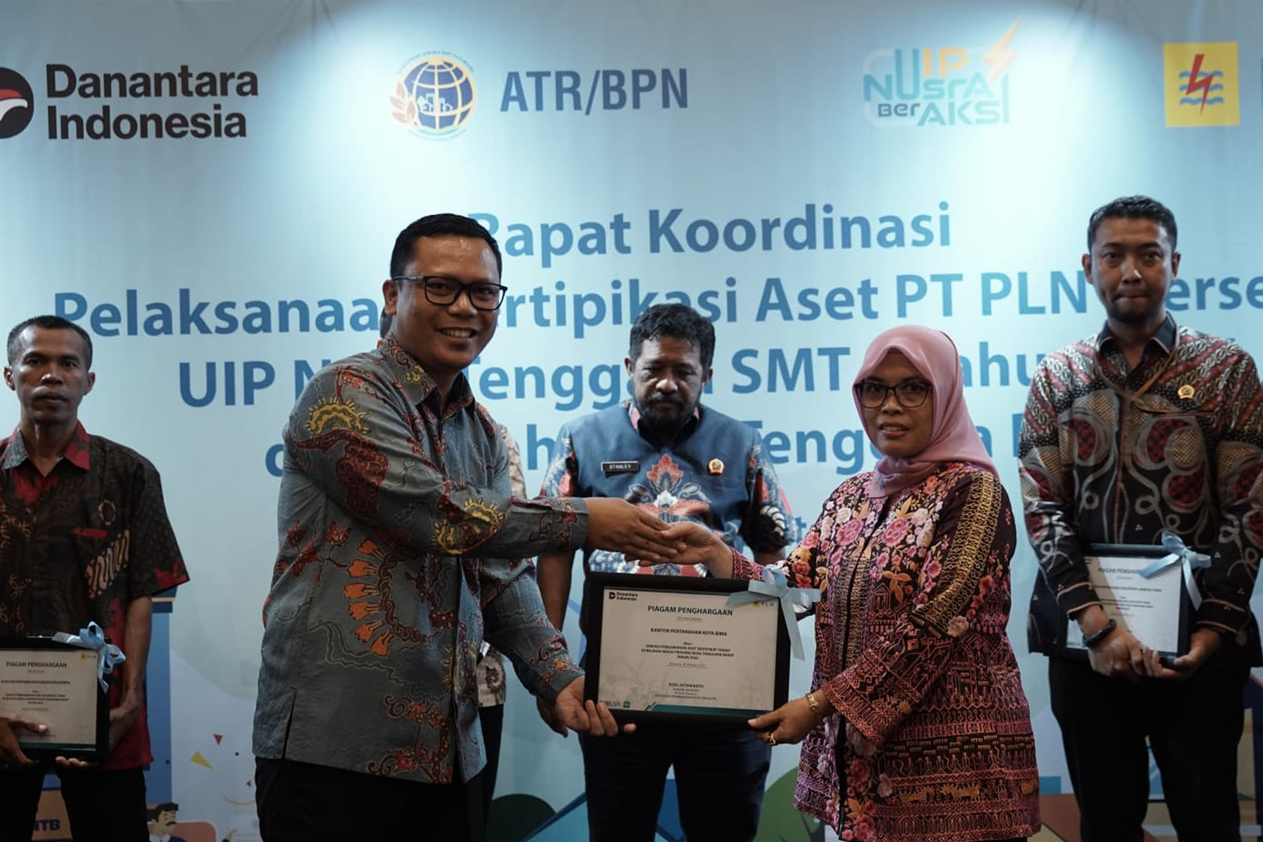 Rapat Koordinasi Pelaksanaan Sertifikasi Aset Semester II Tahun 2025 yang diselenggarakan oleh Kantor Wilayah (Kanwil) Badan Pertanahan Nasional (BPN) Provinsi NTB bersama PT PLN (Persero) UIP Nusa Tenggara di Lombok Barat, pada 30 - 31 Oktober 2025.