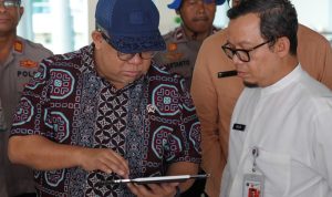 Wamen PKP Fahri Hamzah Kampung Nelayan Muara Angke Wamen PKP Fahri Hamzah sambangi kawasan pesisir Muara Angke, Jakarta Utara, Jumat 30 Januari 2026.