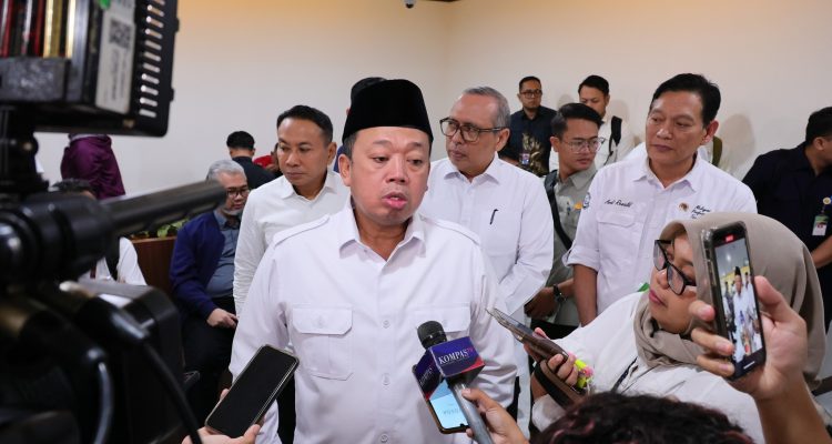 Menteri ATR BPN, Nusron Wahid, menegaskan bahwa pusat tidak akan lagi memberikan toleransi terhadap pengurangan lahan produktif.