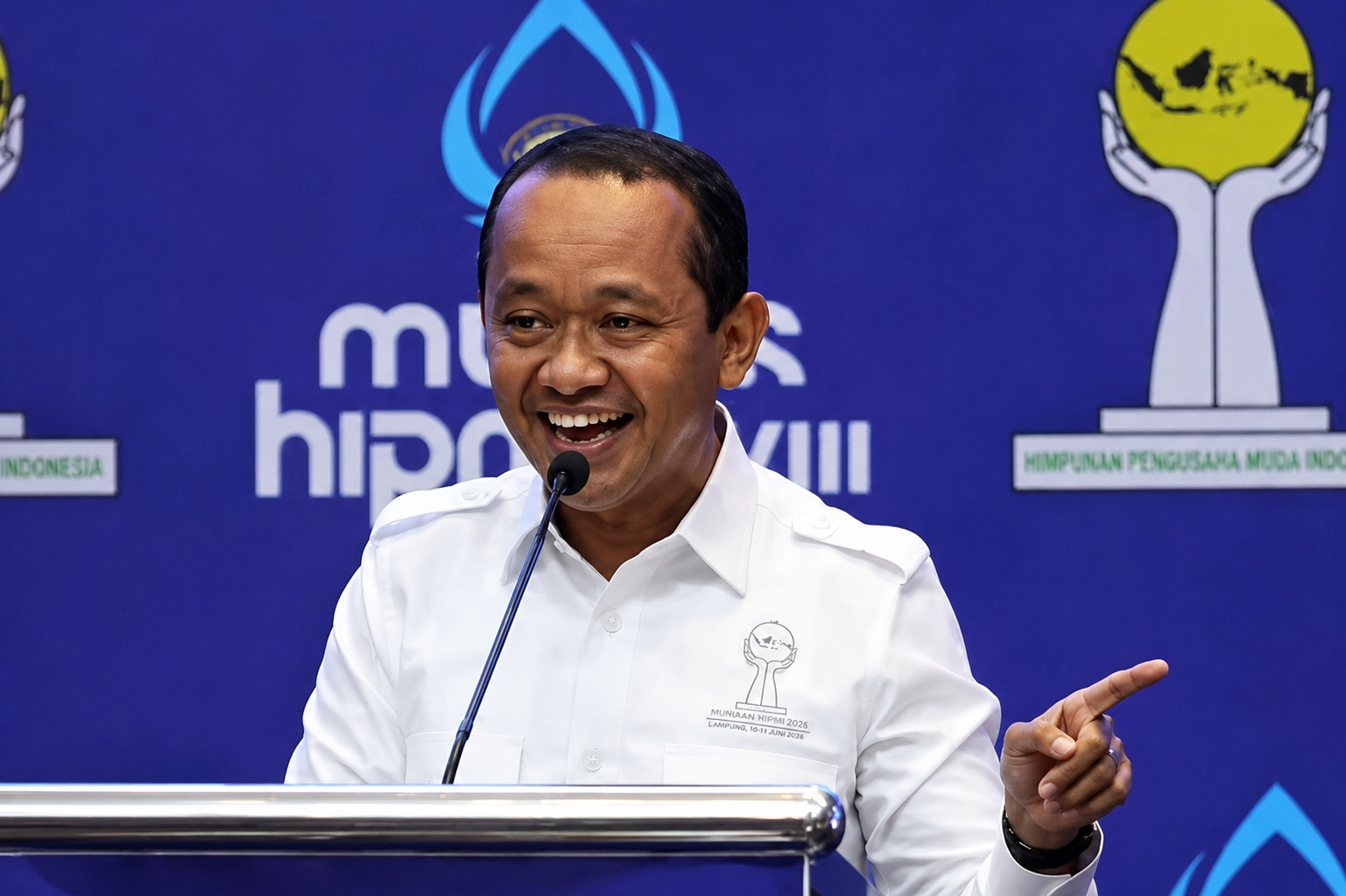 Bahlil Sentil Menteri Perumahan di Depan Prabowo saat Munas HIPMI